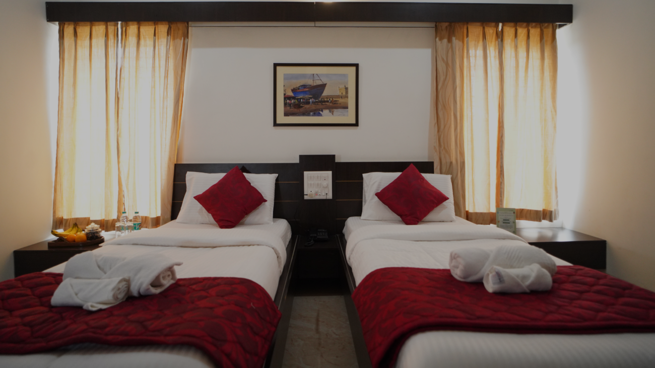 Colorful Minimalist Space Desktop Wallpaper (10)