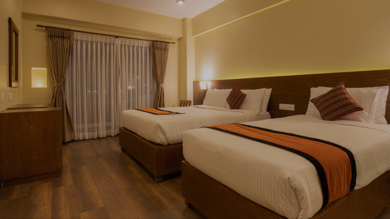 Colorful Minimalist Space Desktop Wallpaper (9)